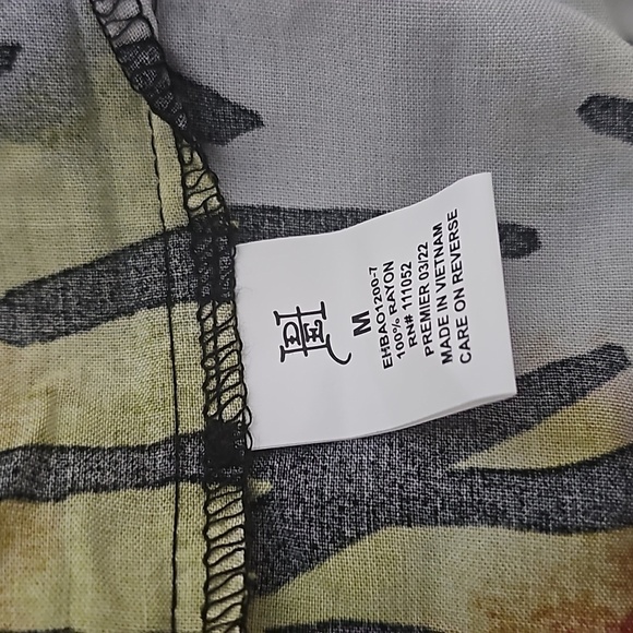 Ed Hardy Tiger‎ Striped Button Shirt Size Medium NWT - Picture 6 of 7